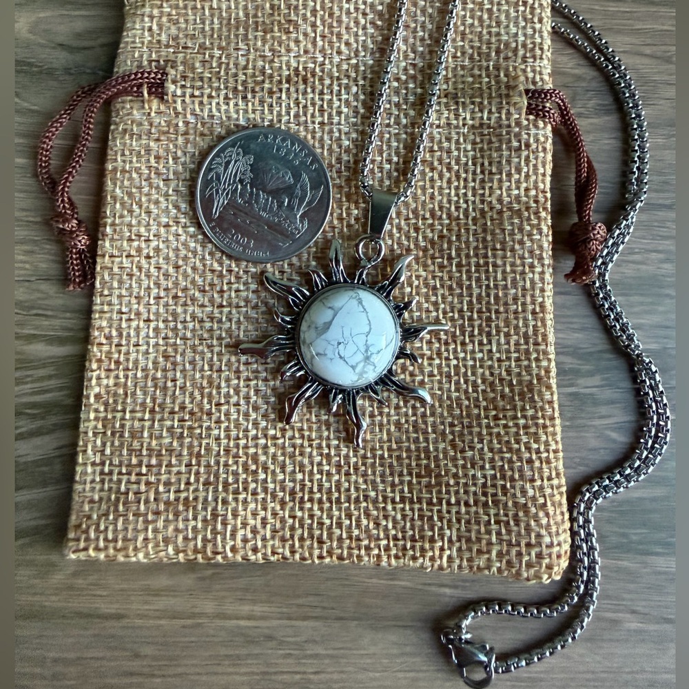 Howlite Sun Pendant Howlite Sun Necklace Boho Crystal Necklace - Picture 2 of 2
